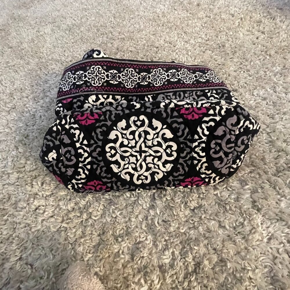 Vera Bradley Canterbury Tote – Canterberry Magenta Retired Print - Picture 2 of 10